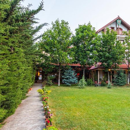 Семеен Хотел Къща Тодорови Stara Zagora Buitenkant foto