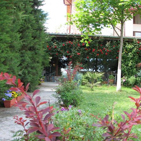 Семеен Хотел Къща Тодорови Stara Zagora Buitenkant foto
