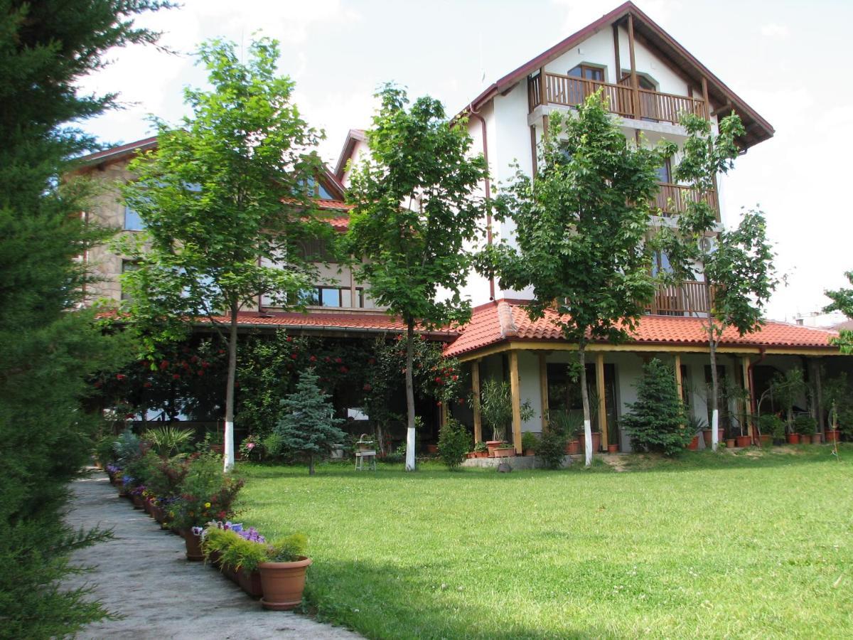 Семеен Хотел Къща Тодорови Stara Zagora Buitenkant foto